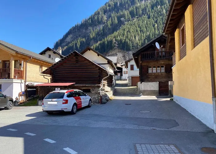 Della Posta Stambecco By Interhome Rossa