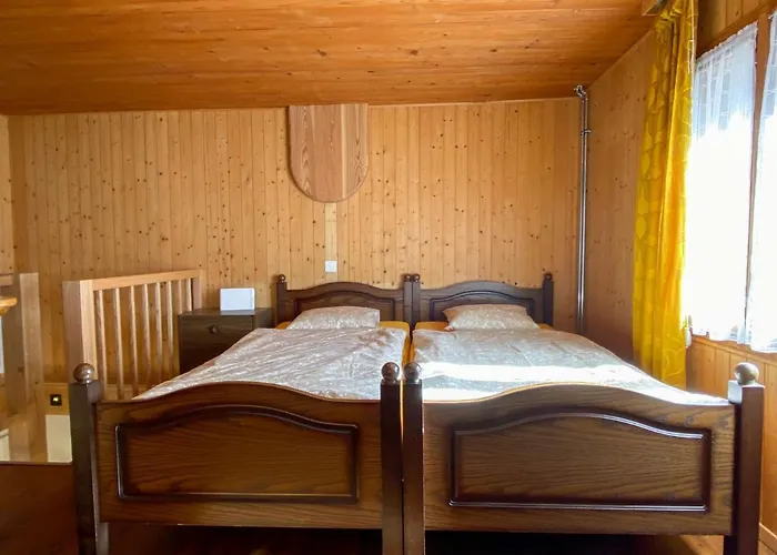 Della Posta Stambecco By Interhome Rossa