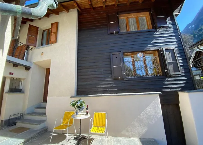 Della Posta Stambecco By Interhome Rossa